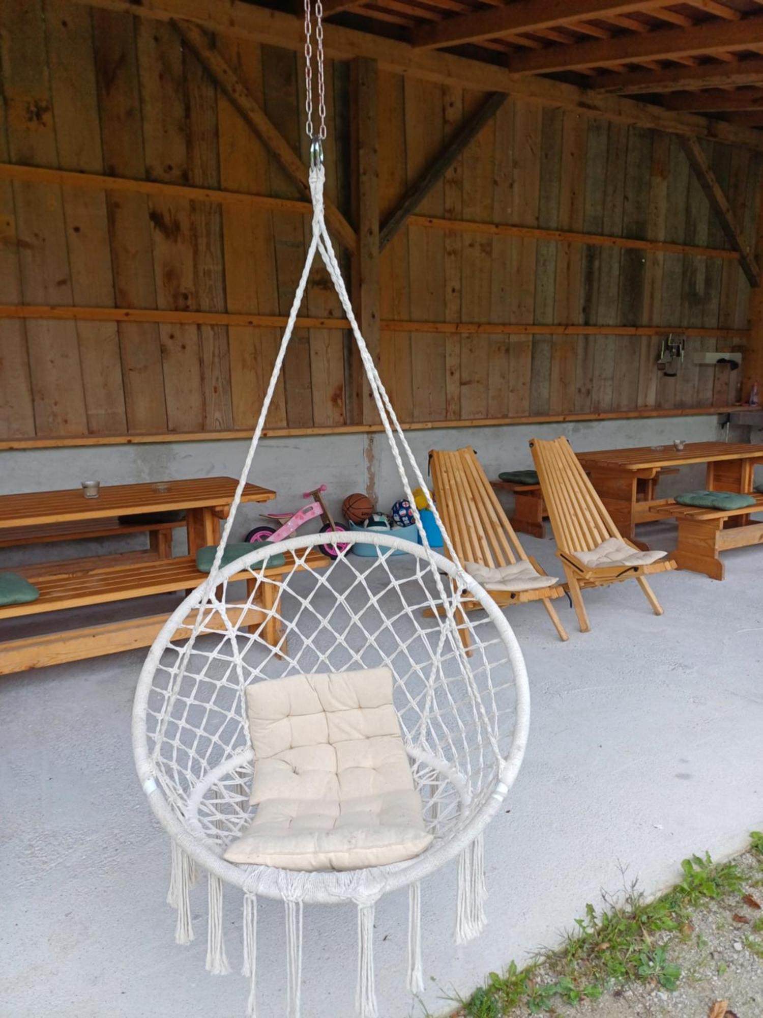 Apartma Pod Pugledom Lägenhet Ljubljana Exteriör bild